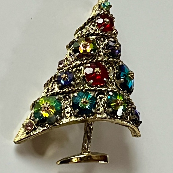 Weiss Elegant Gold and Multicolor Christmas Tree Brooch - Picture 2 of 6